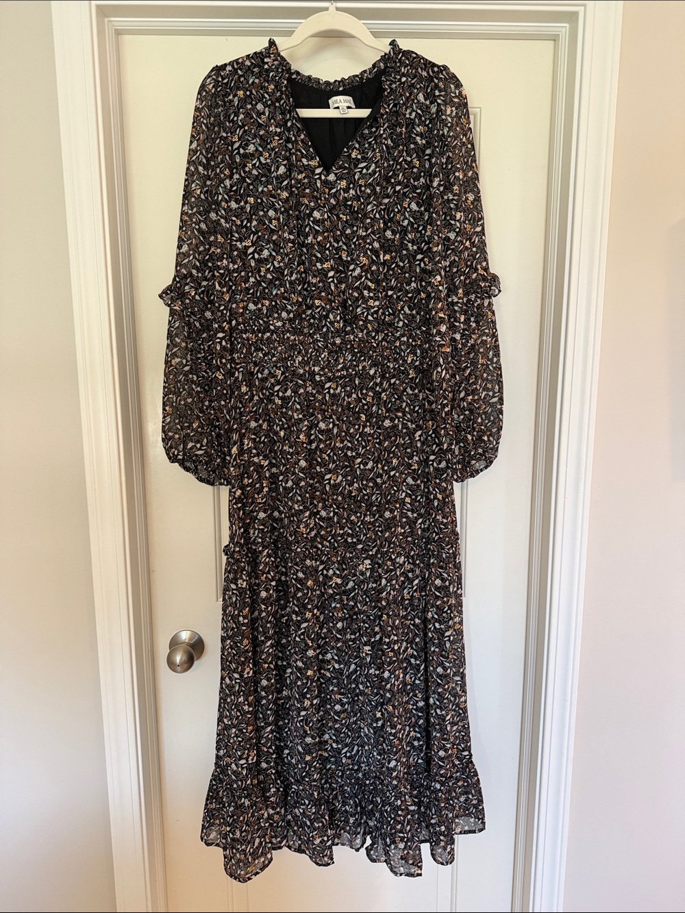 Nordstrom Mila Mae Floral Print Tie Neck Long Sleeve Maxi Dress